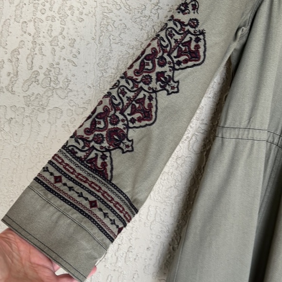 NWT Knox Rose, Embroidered Sleeve Detail, Cinched Waist, Drawstring tie Jacket - Picture 3 of 9